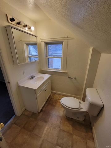 725 Romy Avenue, Fort Wayne, IN 46805