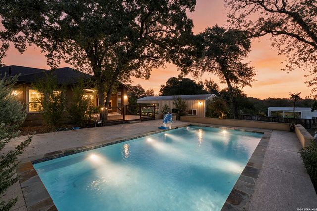 116 Hidden Forest DR, La Vernia, TX 78121