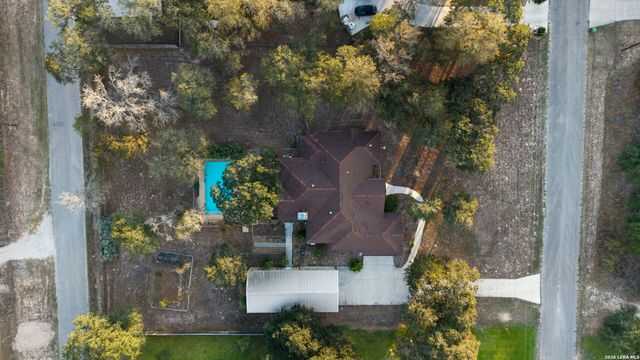 116 Hidden Forest DR, La Vernia, TX 78121