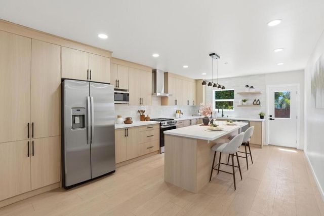 22575 Pearl Avenue, Hayward, CA 94541