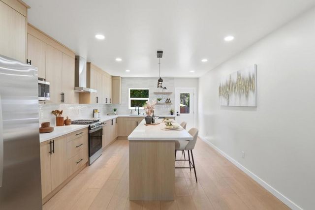 22575 Pearl Avenue, Hayward, CA 94541
