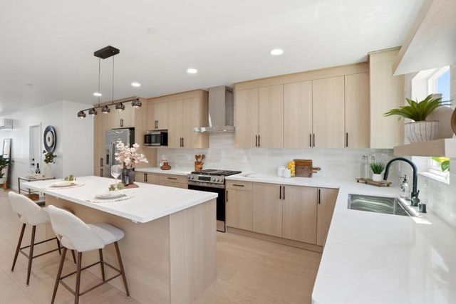 22575 Pearl Avenue, Hayward, CA 94541