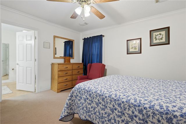 319 Shady Acres Lane, Brenham, TX 77833