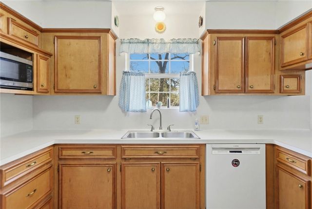 319 Shady Acres Lane, Brenham, TX 77833