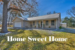 319 Shady Acres Lane, Brenham, TX 77833