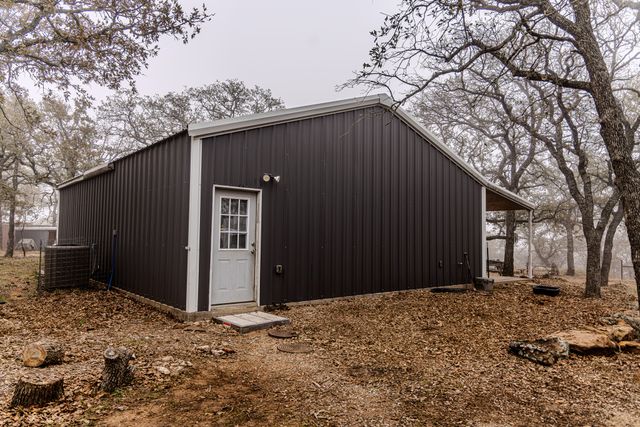 2946 FM 52, Oran, TX 76449