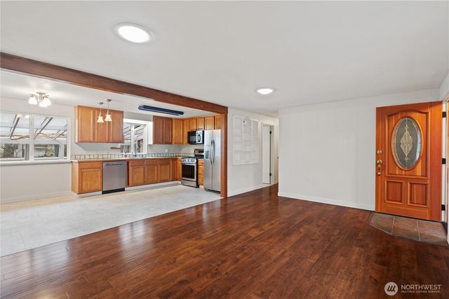 1661 Grandview Place, Ferndale, WA 98248