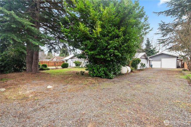 1661 Grandview Place, Ferndale, WA 98248