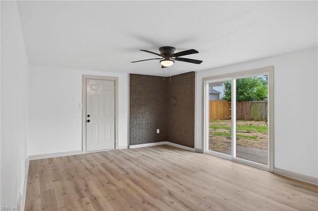 5820 N Ottawa RD, Virginia Beach, VA 23462