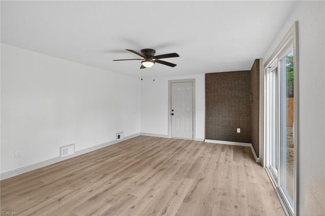 5820 N Ottawa RD, Virginia Beach, VA 23462