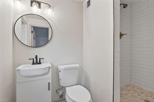 5820 N Ottawa RD, Virginia Beach, VA 23462