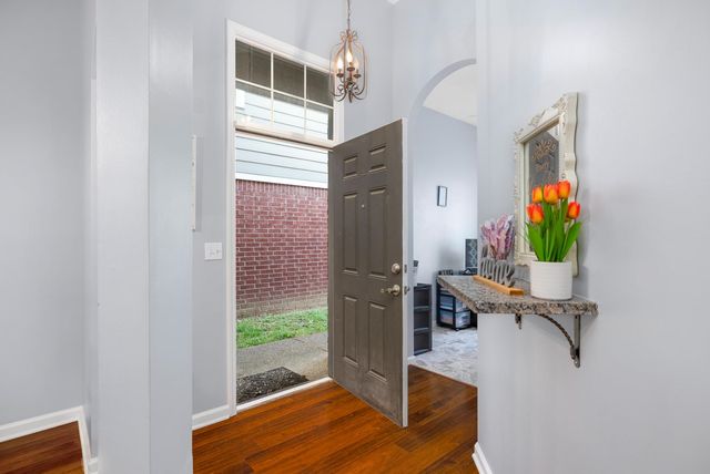 9980 MISTY ELM CV, Memphis, TN 38016