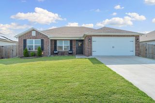 419 Ashwood Street, Lowell, AR 72745