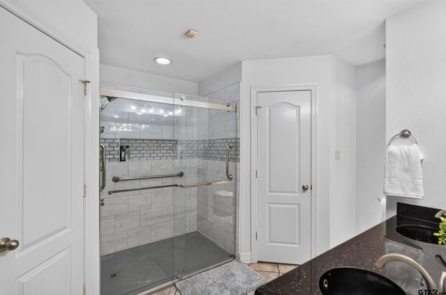 10717 Westhaven Circle, Flint, TX 75762