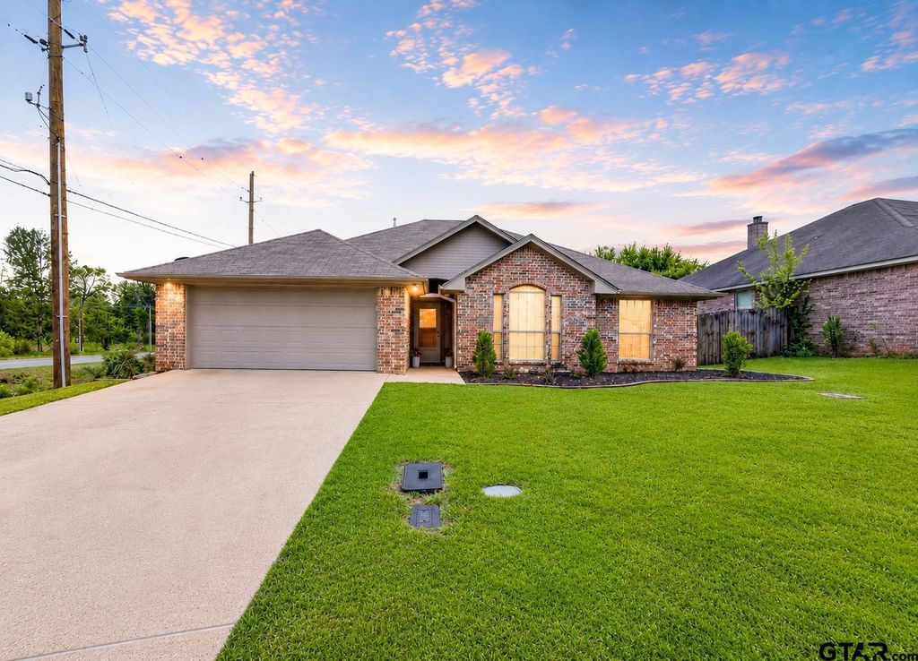 10717 Westhaven Circle, Flint, TX 75762