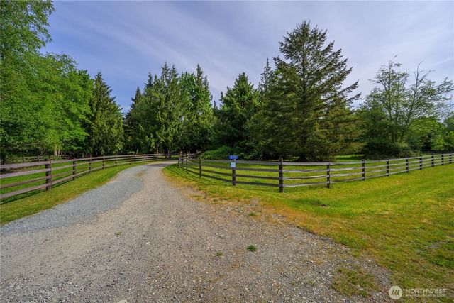 8349 Birdsview Meadows Lane, Concrete, WA 98237