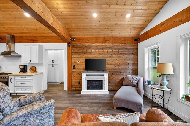 8349 Birdsview Meadows Lane, Concrete, WA 98237