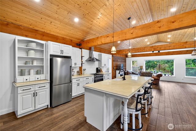 8349 Birdsview Meadows Lane, Concrete, WA 98237