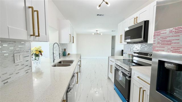 4731 NW 11th Street, Lauderhill, FL 33313