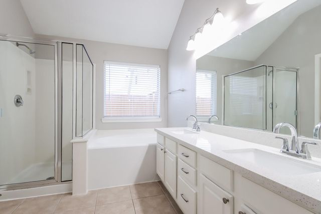 6819 Rockwall Trail Drive, Humble, TX 77346