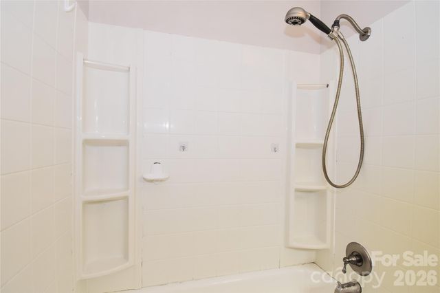 605 S Buena Vista Drive, Hendersonville, NC 28792
