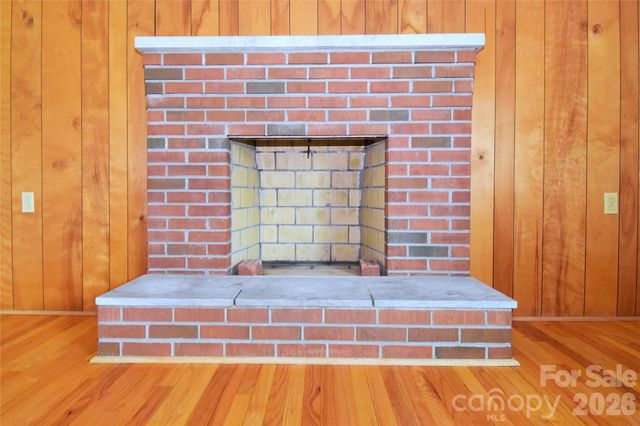 605 S Buena Vista Drive, Hendersonville, NC 28792