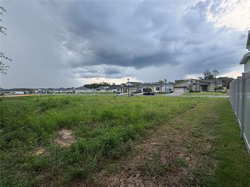 Image 7 of property listing at 838 SW 145TH DRIVE, Newberry, FL 32669