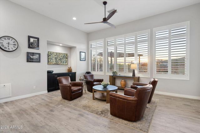 42424 N CROSS TIMBERS Court, Anthem, AZ 85086