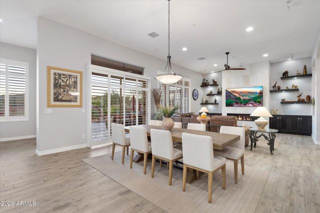 42424 N CROSS TIMBERS Court, Anthem, AZ 85086