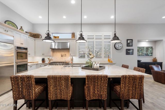 42424 N CROSS TIMBERS Court, Anthem, AZ 85086