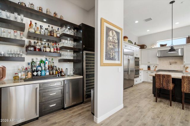 42424 N CROSS TIMBERS Court, Anthem, AZ 85086