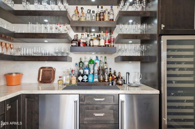 42424 N CROSS TIMBERS Court, Anthem, AZ 85086