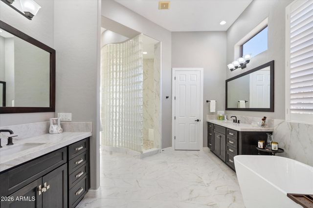 42424 N CROSS TIMBERS Court, Anthem, AZ 85086