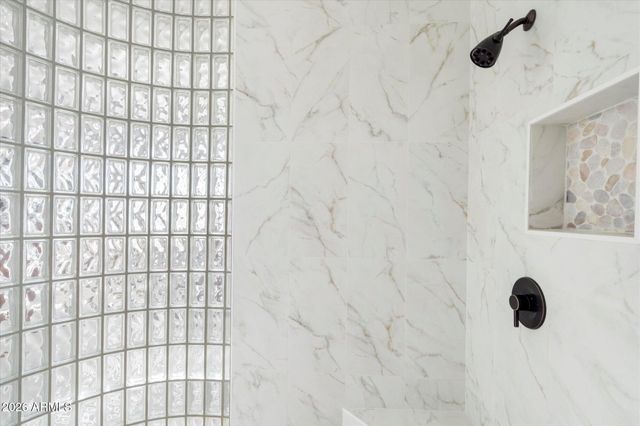 42424 N CROSS TIMBERS Court, Anthem, AZ 85086