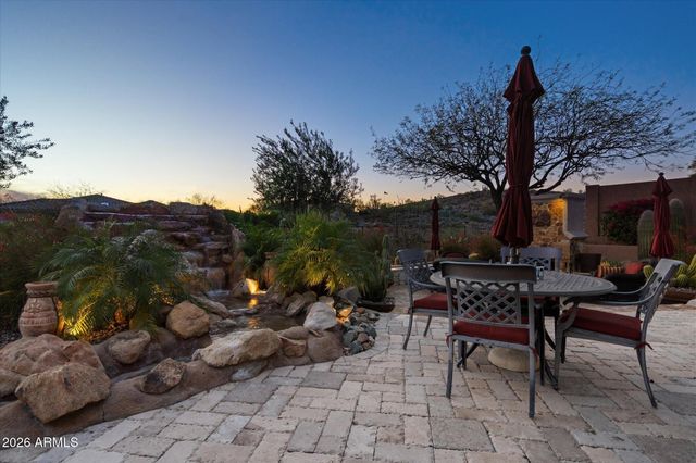 42424 N CROSS TIMBERS Court, Anthem, AZ 85086