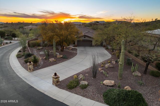 42424 N CROSS TIMBERS Court, Anthem, AZ 85086