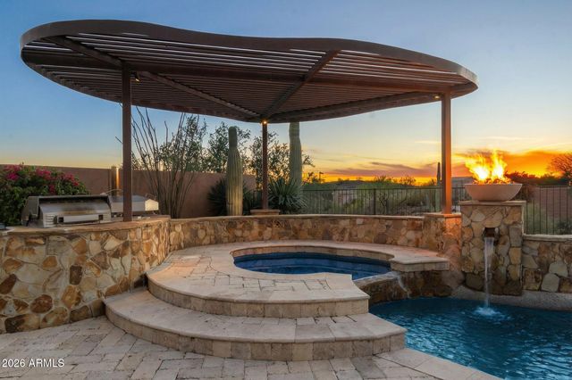 42424 N CROSS TIMBERS Court, Anthem, AZ 85086