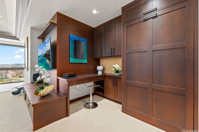 88 Piikoi Street 4406, Honolulu, HI 96814