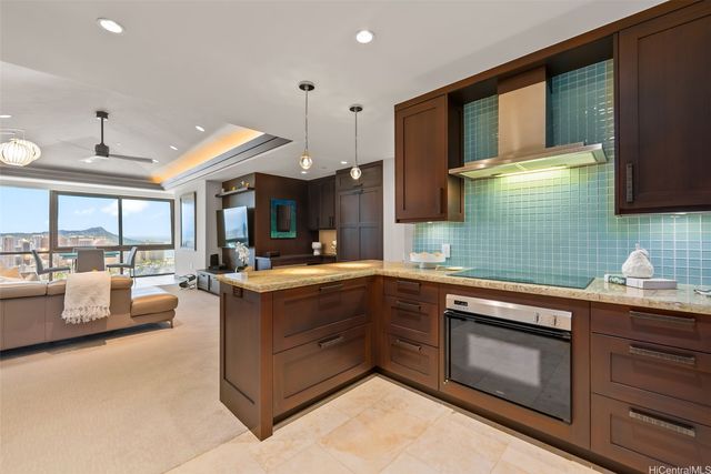 88 Piikoi Street 4406, Honolulu, HI 96814