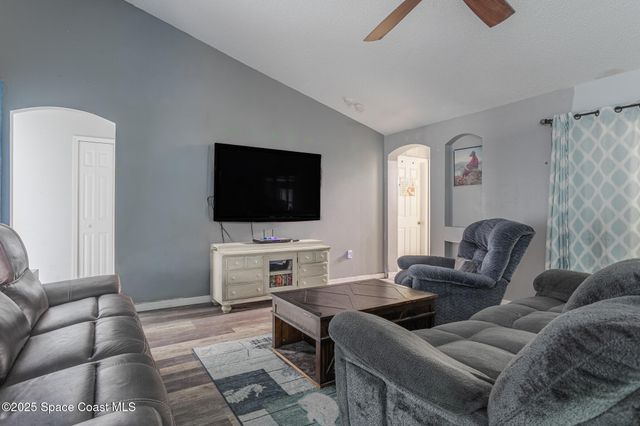 2648 Feise Ave Avenue SE, Palm Bay, FL 32909