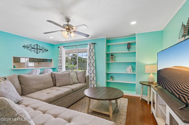6026 CHEVY Drive, Jacksonville, FL 32216