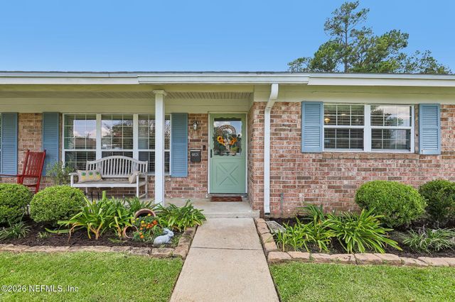 6026 CHEVY Drive, Jacksonville, FL 32216