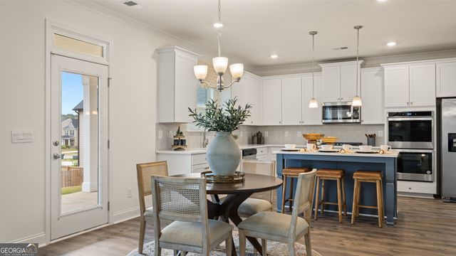 1624 BERNARD Court, Hampton, GA 30228