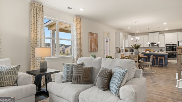 1624 BERNARD Court, Hampton, GA 30228