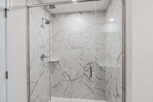 5470 Jaskula Lane, Schererville, IN 46375