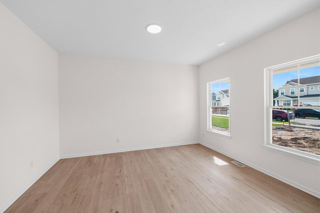 5470 Jaskula Lane, Schererville, IN 46375