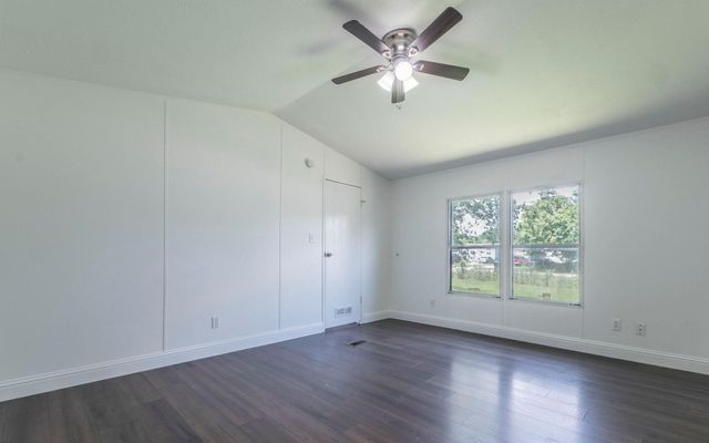 178 Quail Ridge DR, Kyle, TX 78640