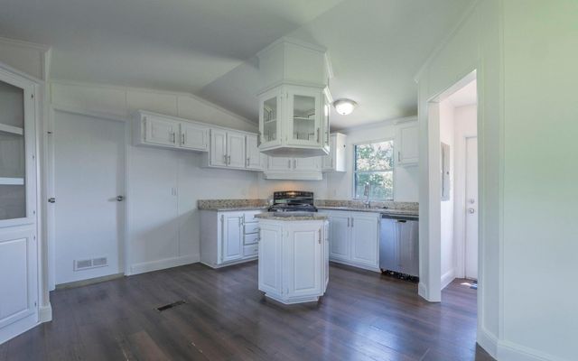 178 Quail Ridge DR, Kyle, TX 78640