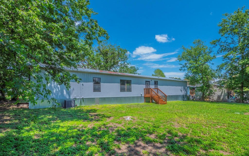 178 Quail Ridge DR, Kyle, TX 78640