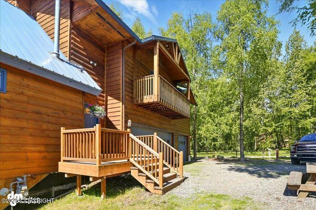 5680 W Birch Harbor Drive, Wasilla, AK 99623